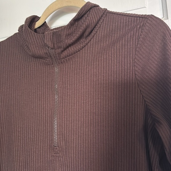 90 Degrees Ribbed Chocolate Brown Hooded Women's Cropped Jacket - Picture 2 of 4